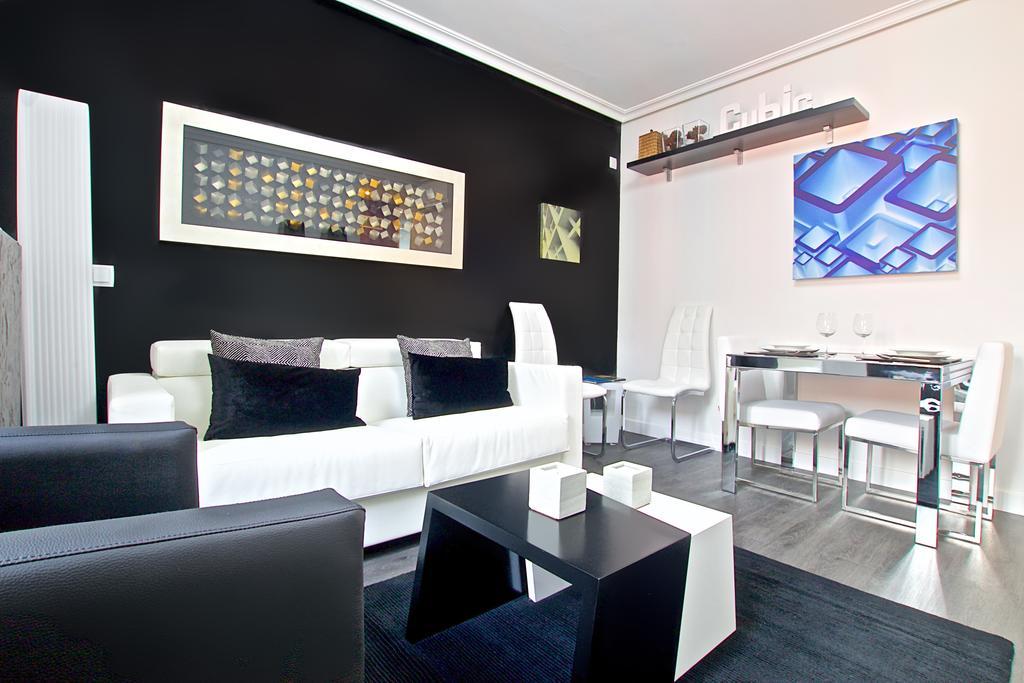Habitat Apartments Latina Мадрид Стая снимка