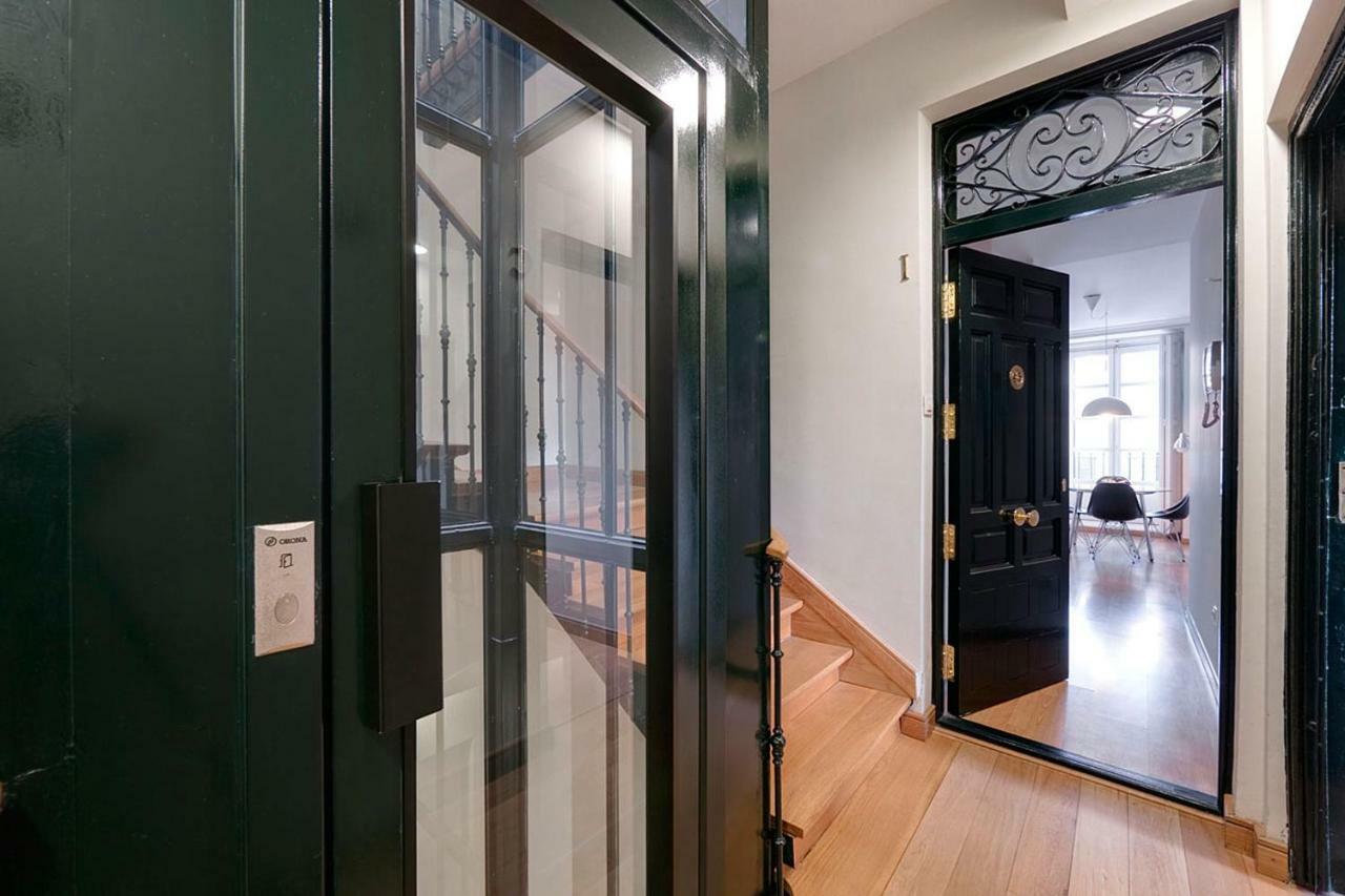 Habitat Apartments Latina Мадрид Екстериор снимка